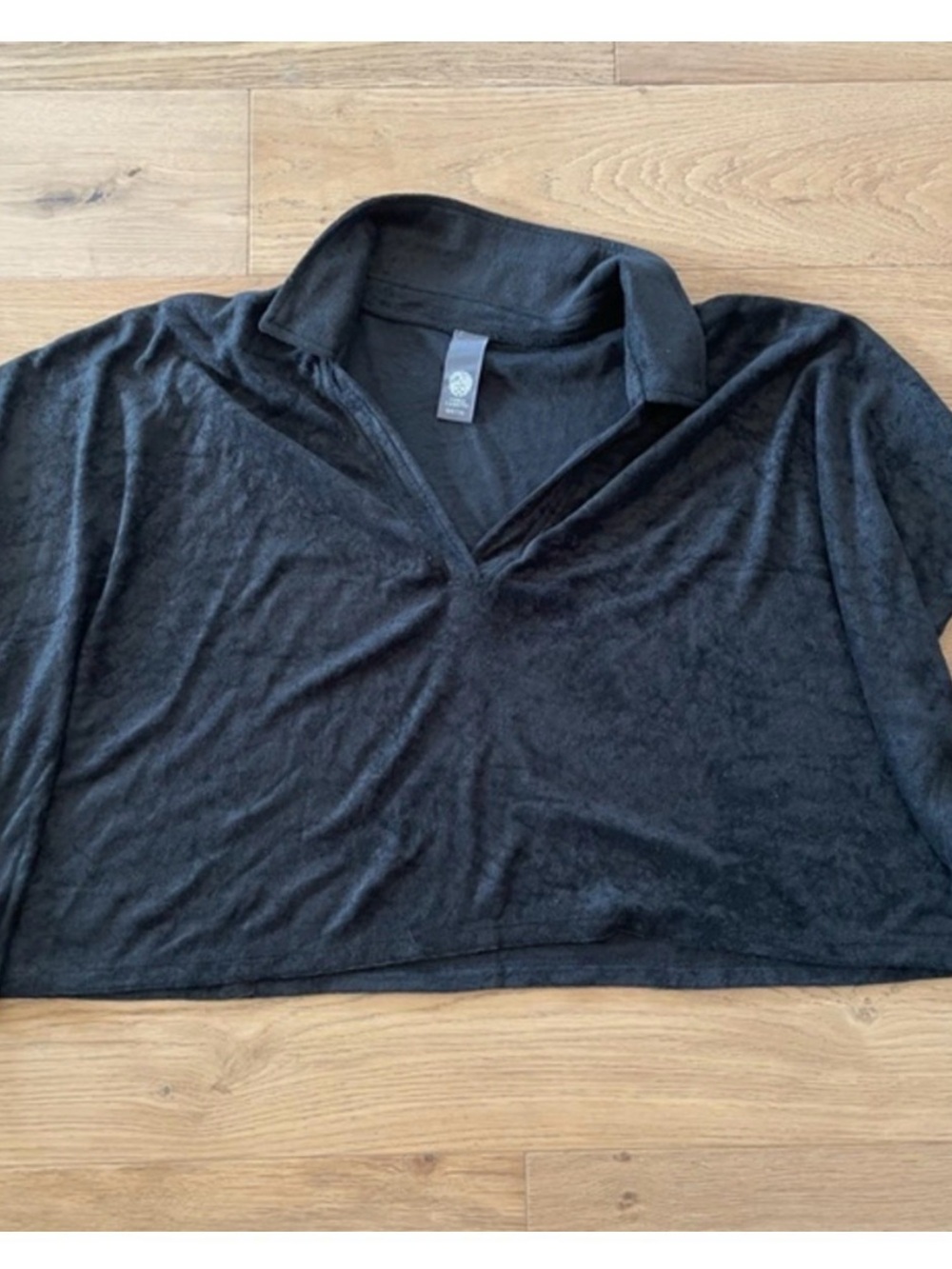 Vince Camuto Cropped Terrycloth Black Lightweight V-Neck Swim Coverup Top
